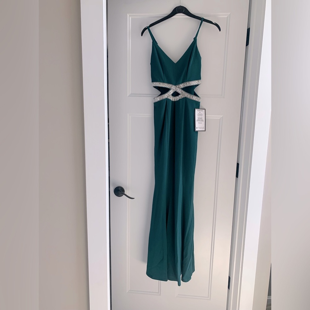 Prom/formal dress